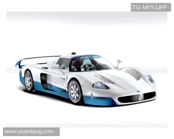 足球明星们的豪车生活揭秘你不知道的奢华座驾与驾驶体验